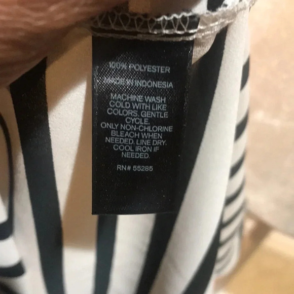 Express Black and White Stripe Tie Neck Blouse-Size Small - Picture 7 of 7